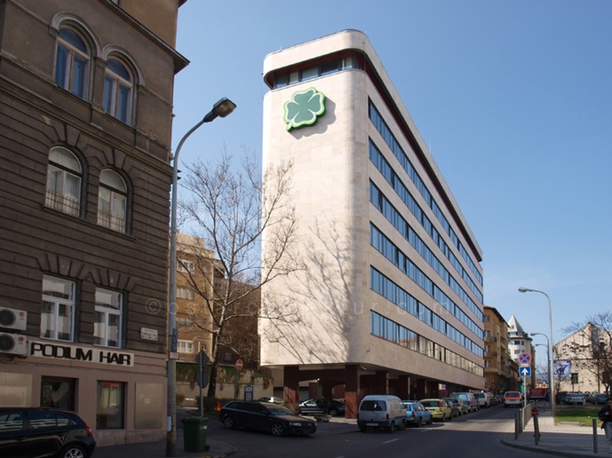 Office building, Csalogany utca 32