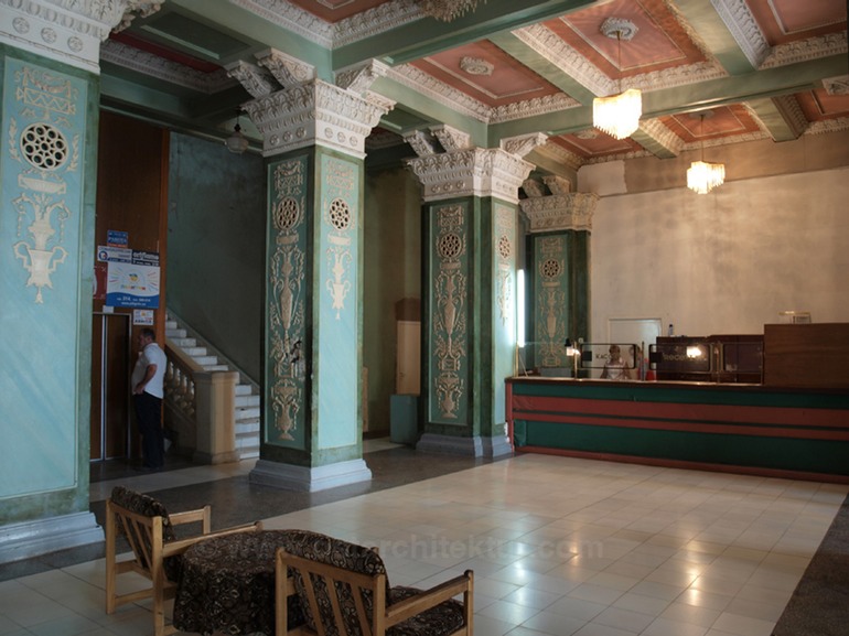 Hotel Kharkiv, pl. Svobody